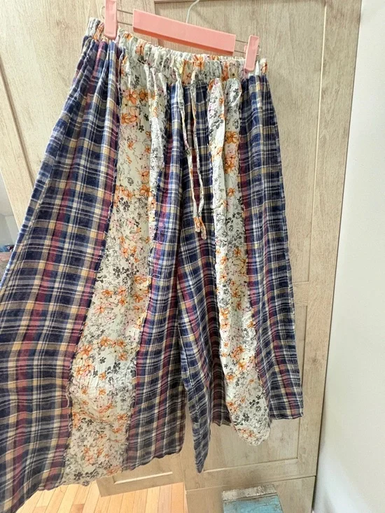 POL Patchwork Wide Leg Pants โ Size Small - Picture 1 of 6